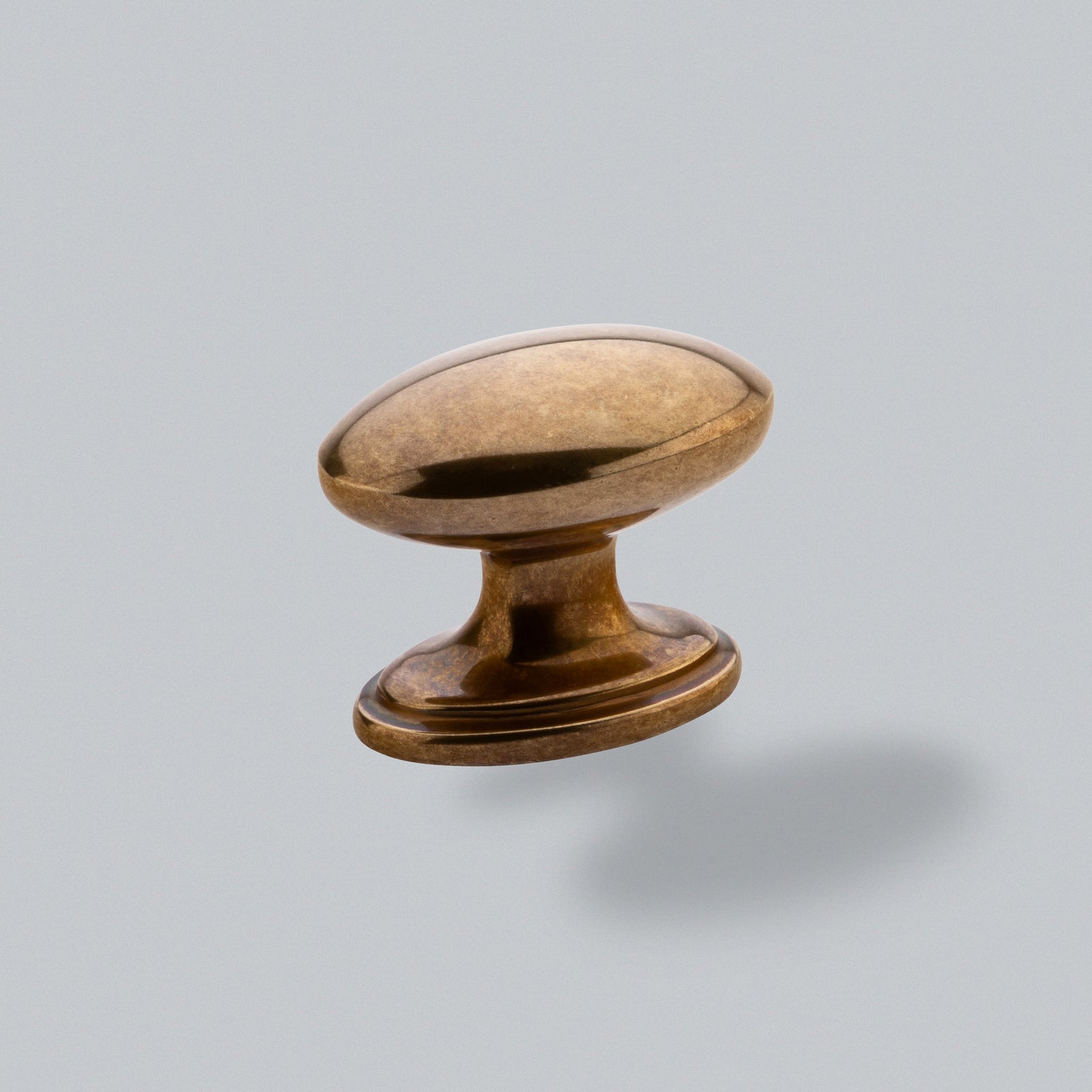 Greenwich Oval Knob